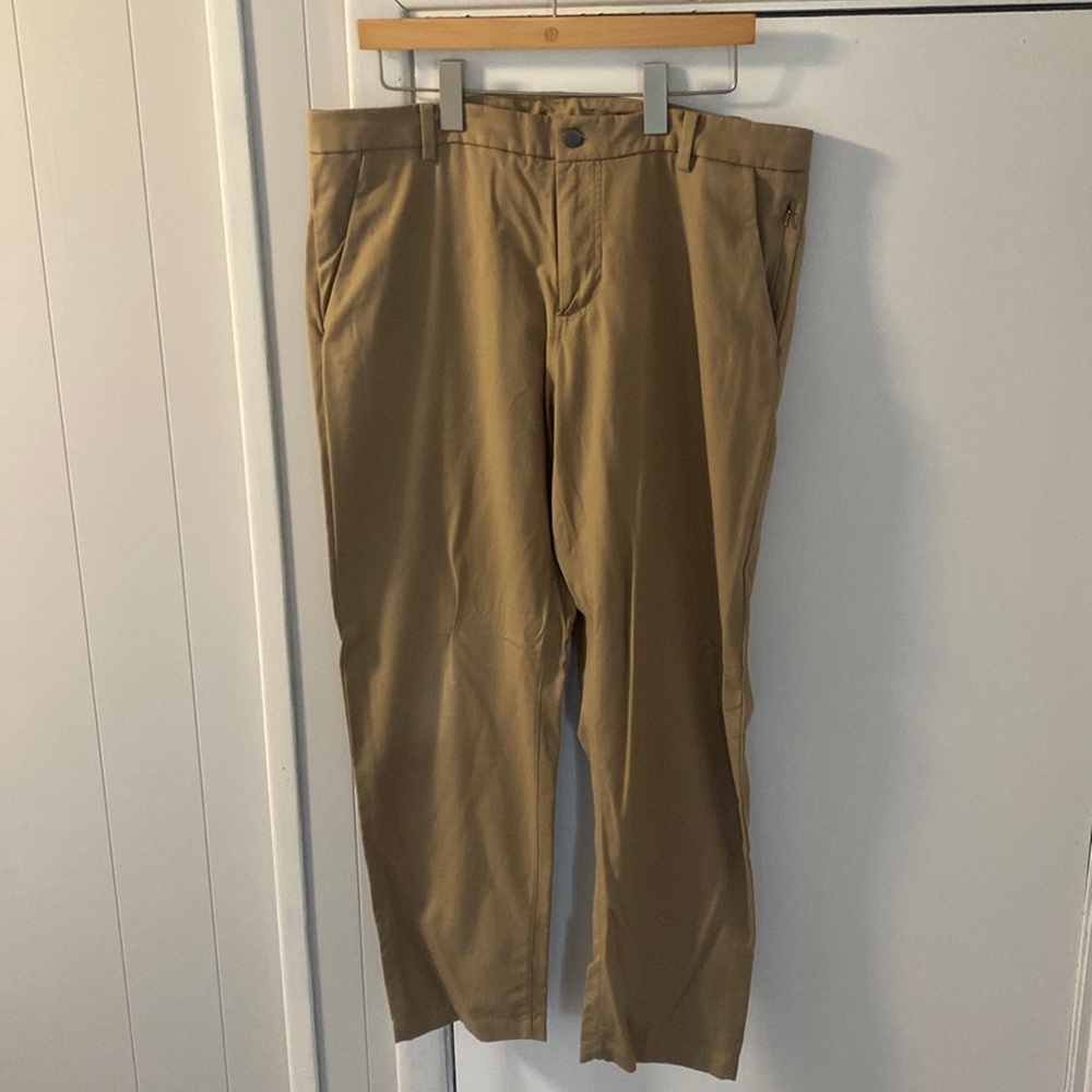 Lululemon Men’s Commission Pants.